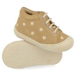 babyschoenen beige