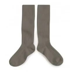 kniekousen kaki