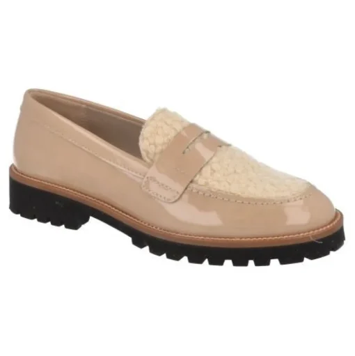moccasin beige