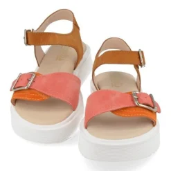 sandalen cognac