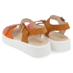 sandalen cognac