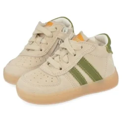 sneakers beige