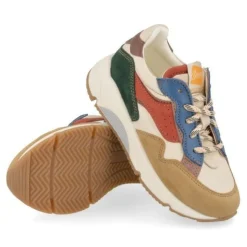 sneakers beige