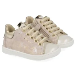 sneakers beige