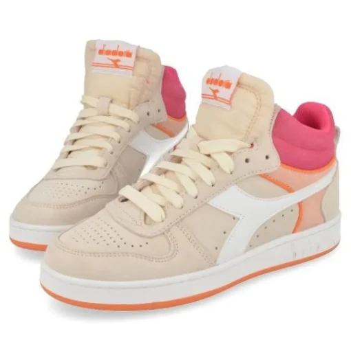 sneakers beige