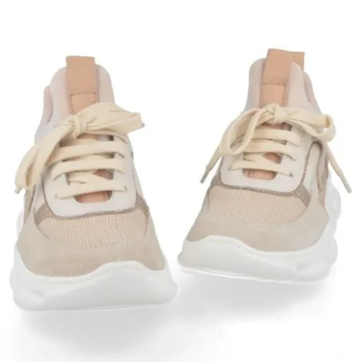 sneakers beige