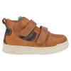 sneakers cognac
