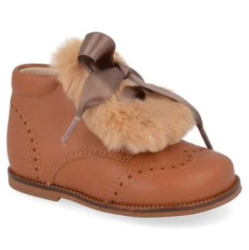 sneakers cognac