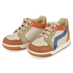 sneakers cognac