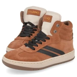 sneakers cognac