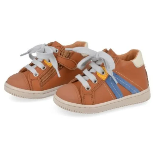 sneakers cognac