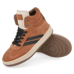 sneakers cognac
