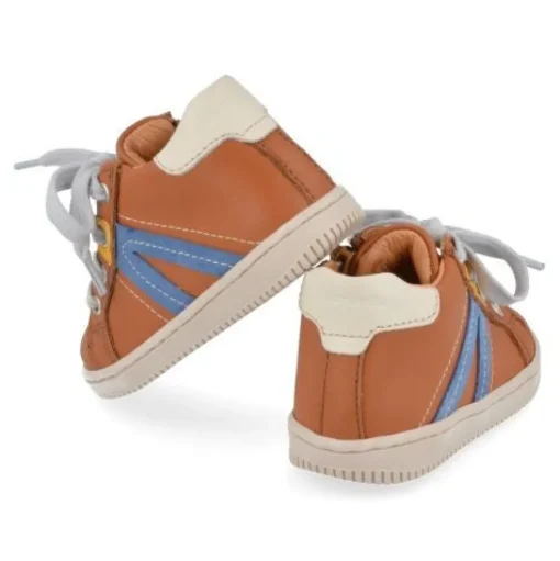 sneakers cognac
