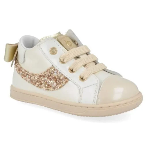 sneakers ecru