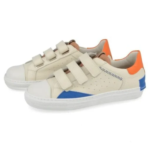 sneakers ecru