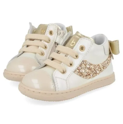 sneakers ecru