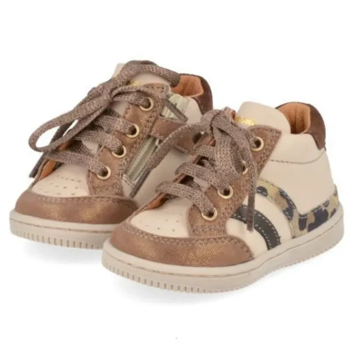 sneakers ecru