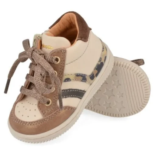 sneakers ecru