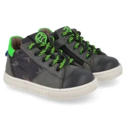 sneakers grijs