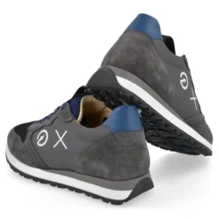 sneakers grijs