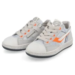 sneakers jeans bl