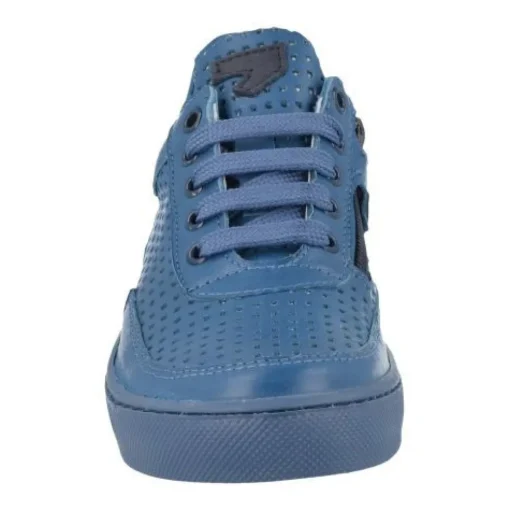 sneakers jeans bl