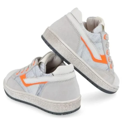 sneakers jeans bl