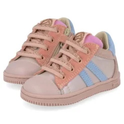 sneakers lila
