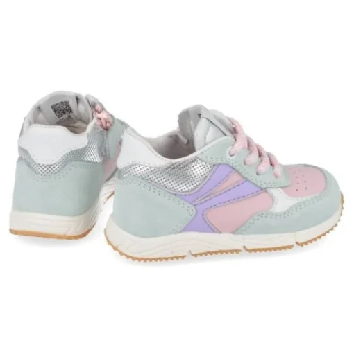 sneakers mint