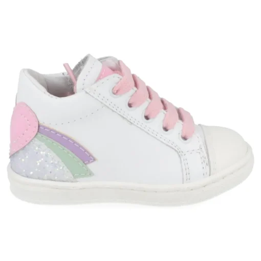 sneakers wit