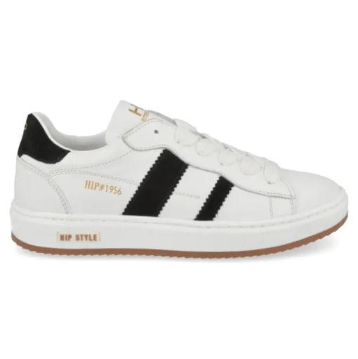 sneakers wit