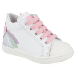 sneakers wit