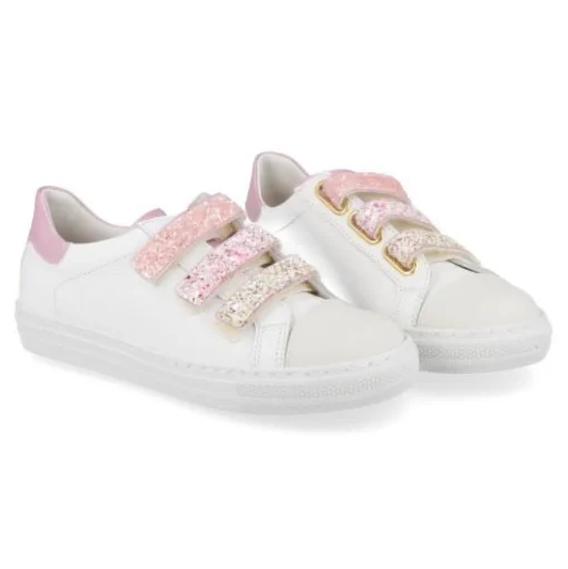 sneakers wit