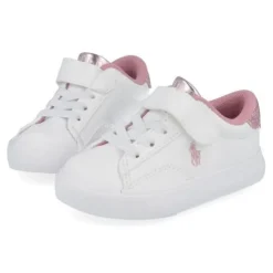sneakers wit
