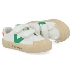 sneakers wit
