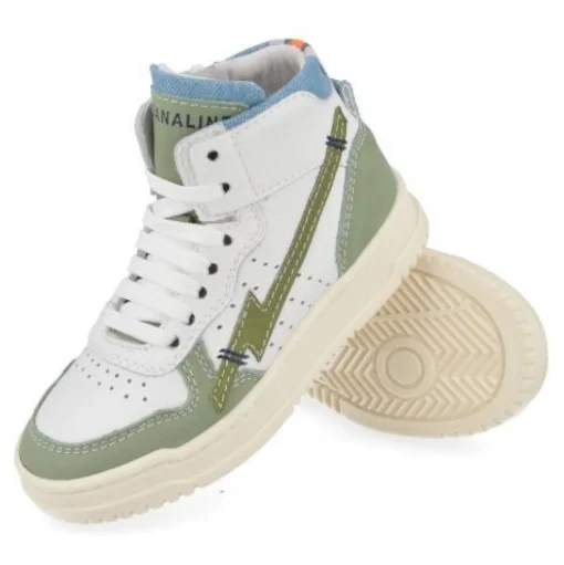 sneakers wit
