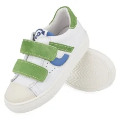 sneakers wit