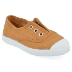 sport-en speelschoenen oker
