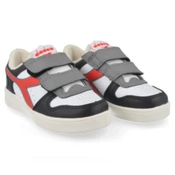 sport-en speelschoenen wit
