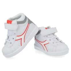 sport-en speelschoenen wit