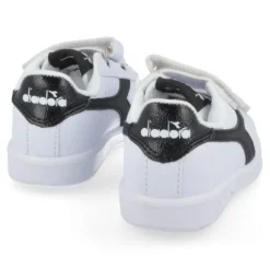 sport-en speelschoenen wit