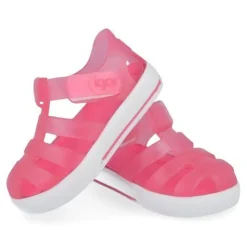 watersandalen fuchia